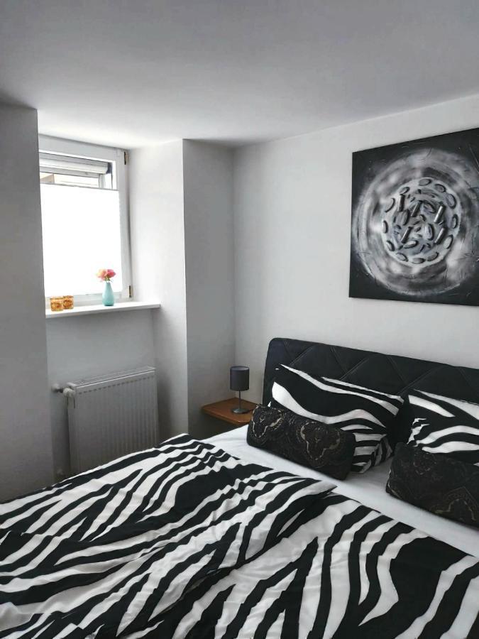 Apartment Schweich-Issel Familie Lentes Neu Renoviert Eksteriør bilde